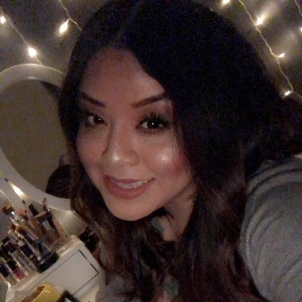 Meet your Posher, Maribel